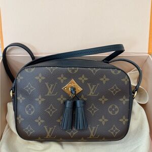 Louis Vuitton bag 

Monogram Saintonge Black